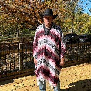 Halloween  Adult Clint Eastwood Style Costume Southwestern Poncho Hat and Cigar